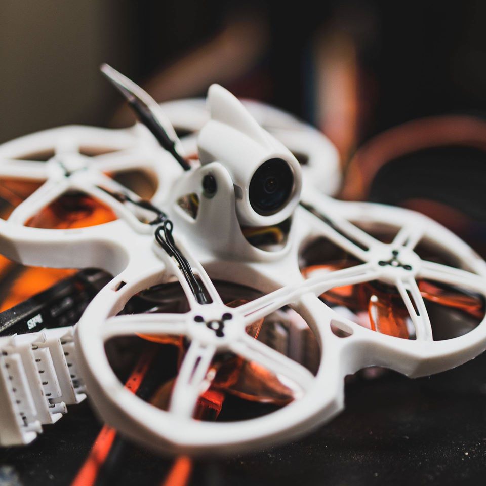 Emax Tinyhawk II 2 RTF FPV Rac – Drone Battery Adapter recenzja i cena